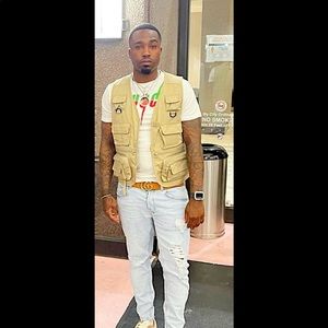 Meet your Posher, Aaron